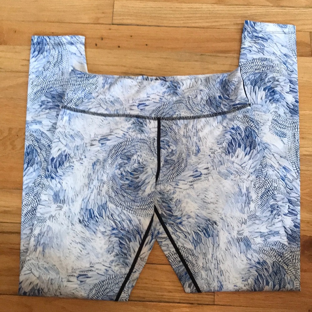 Vie Active Wings Print